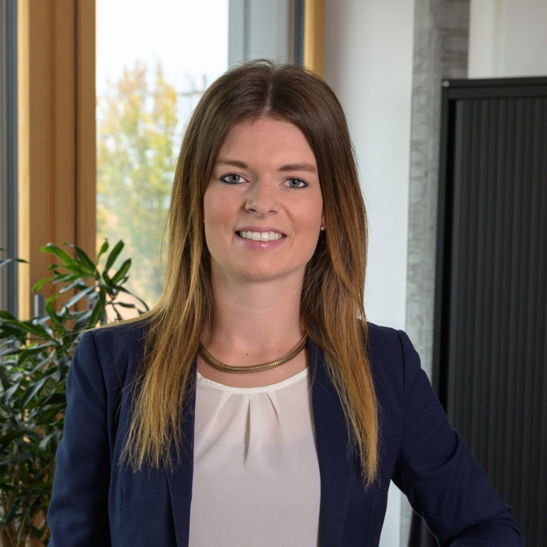 Schoenholzer_Mara